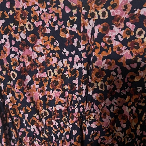 Terra & Sky Flutter Sleeve Midi Dress - Picture 8 of 9